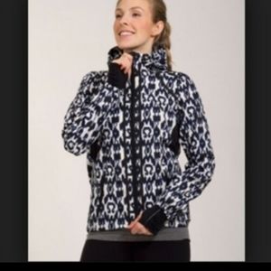 Lululemon Downtime Jacket water resistant